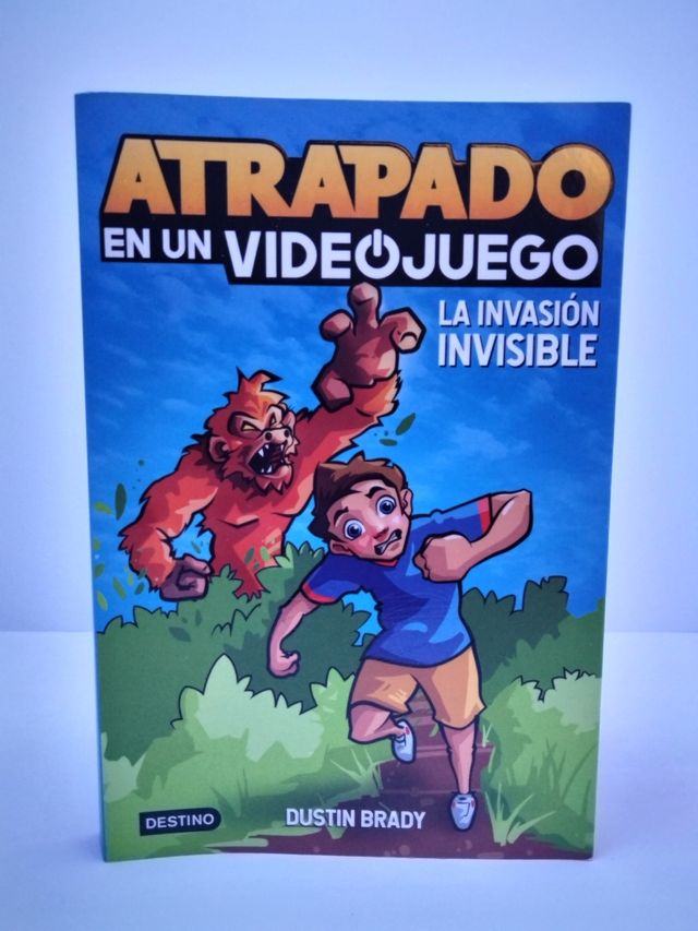 Atrapado en un videojuego 2. La invasión invisible