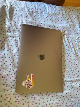 MacBook Pro 16" i9 16GB 1TB