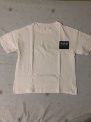 10 camisetas de varios colores