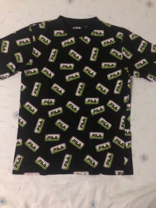 10 camisetas de varios colores