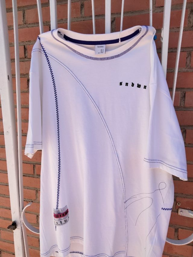 Camiseta Bershka Blanca talla M