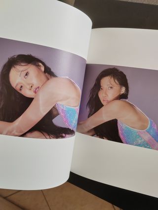 Hwasa - Maria: doppio photobook