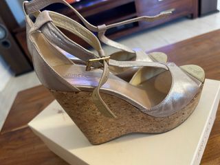 Sandalias Jimmy Choo plataforma beige-dorado 38.5