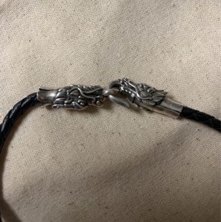 Pulsera Jade-Plata. Cuero trenzado