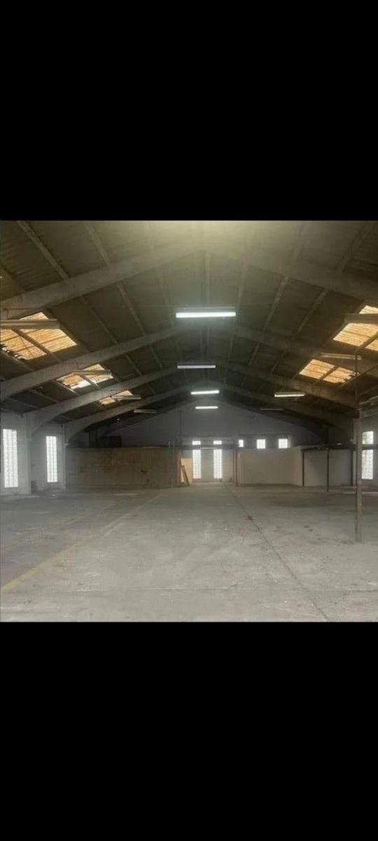 Alquiler nave industrial ( compartida ) 
