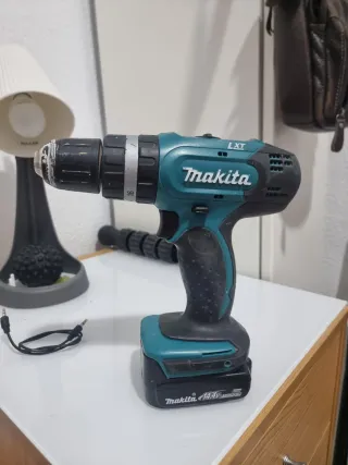 Taladro Makita BHP343 con 1 Batería