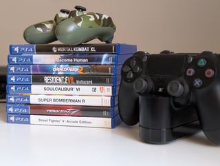 PS4 Pro + PSVR completo + 3 mandos + juegos + base