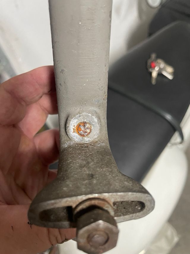 Soporte rueda repuesto