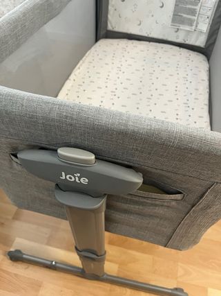 Minicuna Joie Roomie Glide + 2 juegos de sábanas