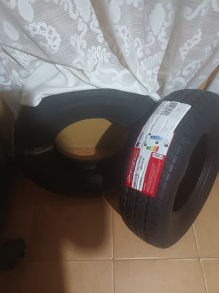 2 Ruedas Firemax 205/75R14C