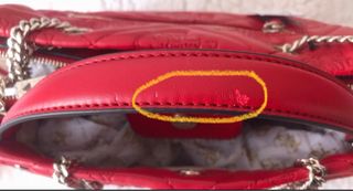 Bolso Guess rojo