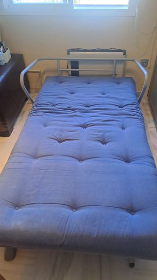 Sofá cama somier de lamas y futón azul 105x200 cm 