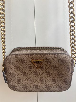 Bolso Guess marrón dorado