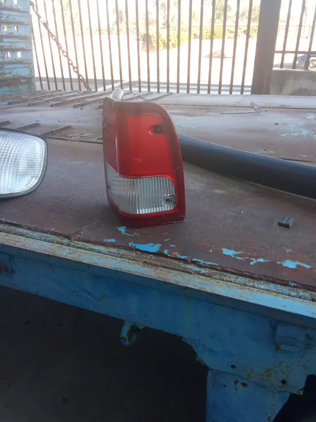 Piloto trasero derecho Galloper