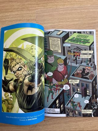 DC Oneshot SUPERMAN La orden de la lampara negra