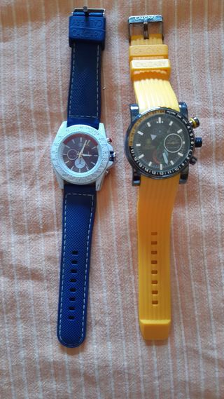 2 relojes Calgary - azules y amarillos