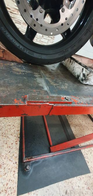 Elevador neumatico MOTOS