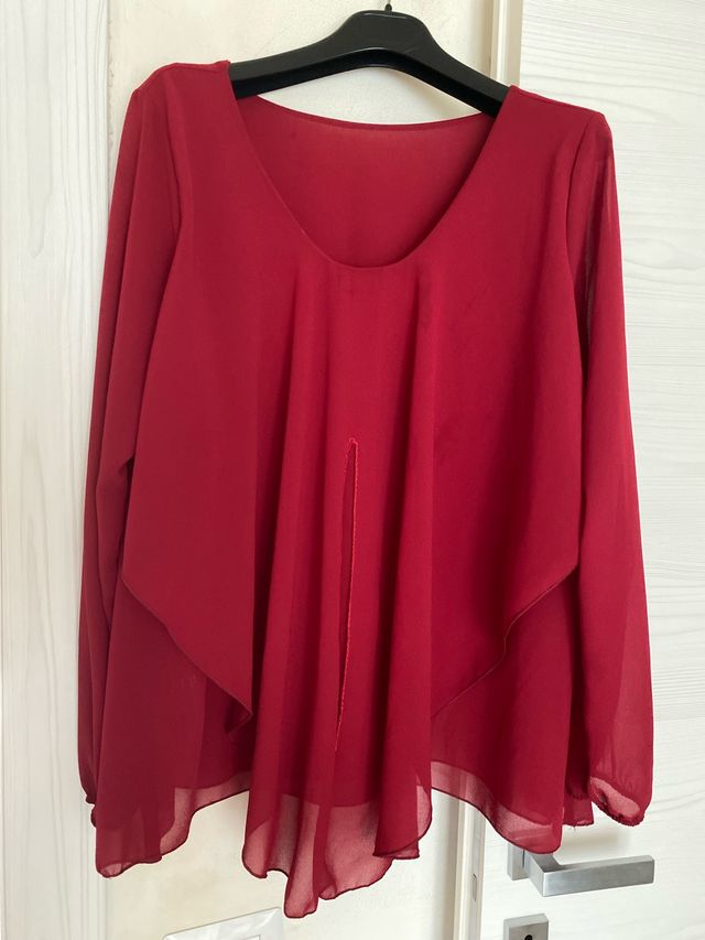 Blusa rossa elegante