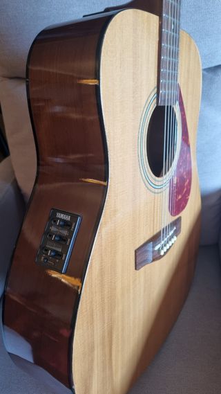 Guitarra Acústica Yamaha FX310A