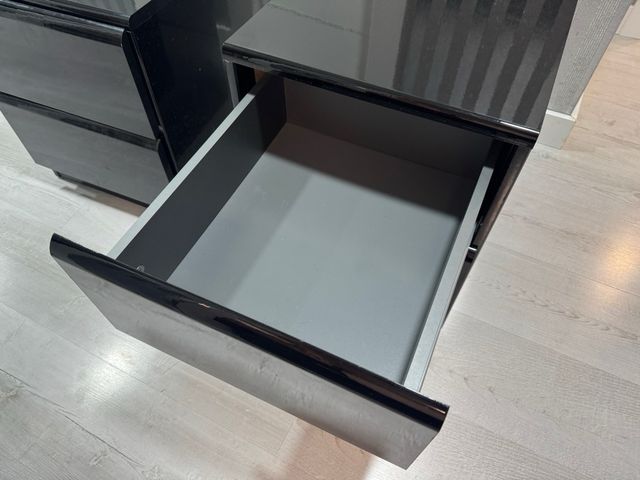 CABECERO CAMA, CÓMODA ,MESILLAS Y ESPEJOS