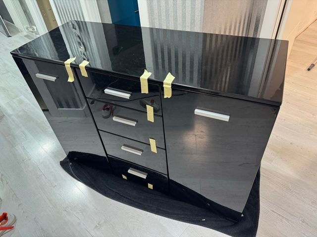 CABECERO CAMA, CÓMODA ,MESILLAS Y ESPEJOS