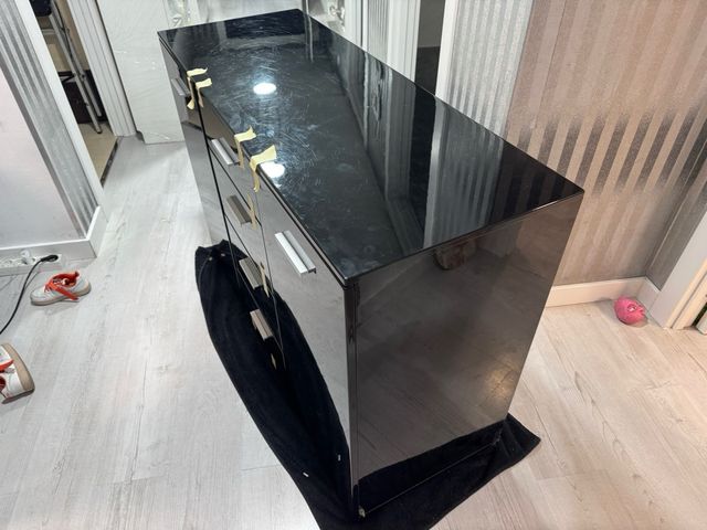 CABECERO CAMA, CÓMODA ,MESILLAS Y ESPEJOS