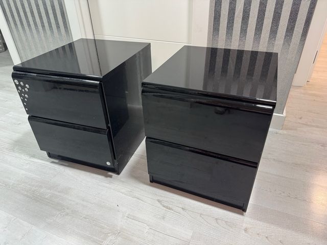 CABECERO CAMA, CÓMODA ,MESILLAS Y ESPEJOS