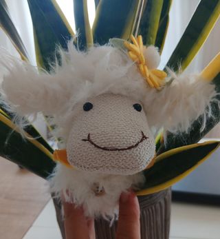 Peluche agnello tenero