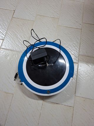 Robot aspirapolvere Cyclonia usato