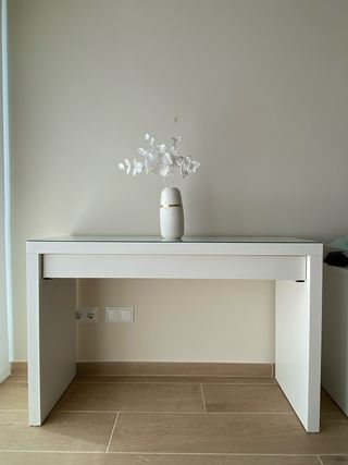 Tocador MALM blanco IKEA, escritorio, recibidor