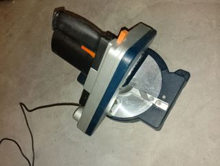 Sierra Ingletadora Builder BD210-1150