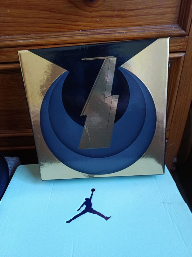 Carolina Herrera Bad Boy - Caja vacía