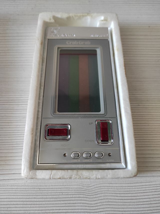 Nintendo Crab Grab Game & Watch Super Color 1984