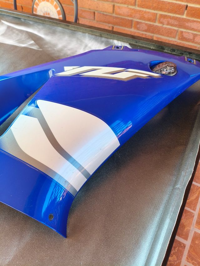 Carena laterale destra Yamaha R1 1999