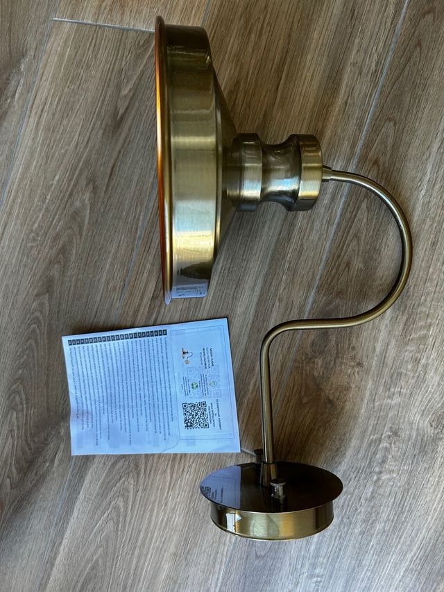 Lámpara vintage dorada metal