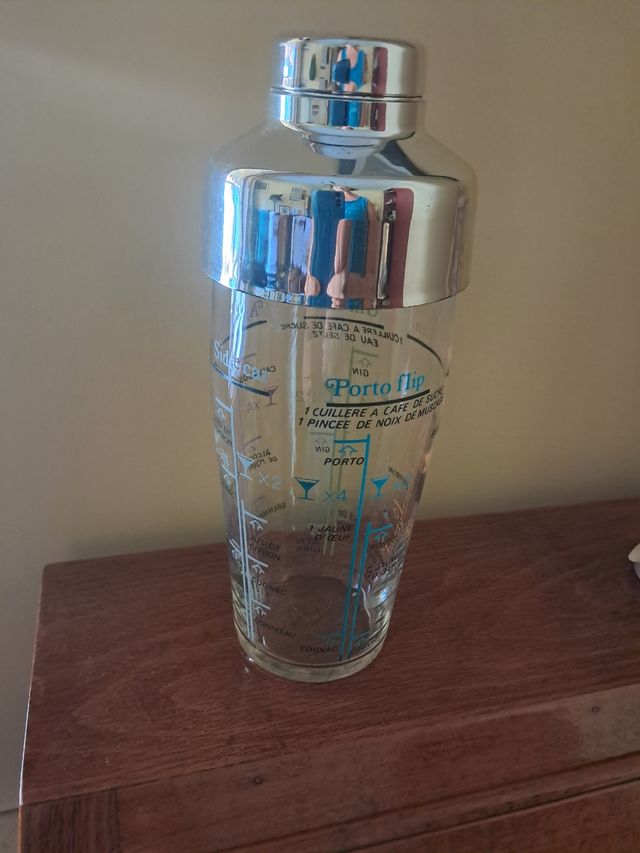Shaker Cocktail Vintage