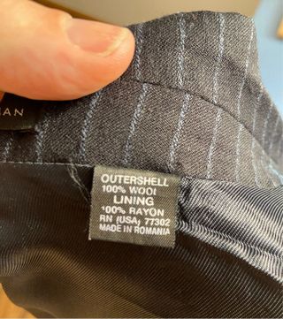 Traje Zara azul marino raya diplomática