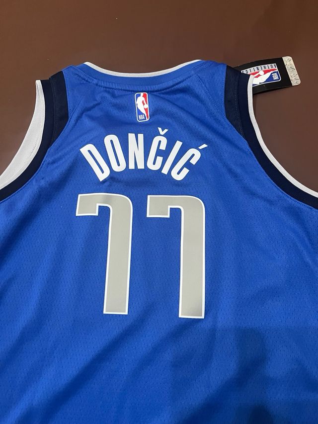 NBA Camiseta Dallas Mavericks 77
