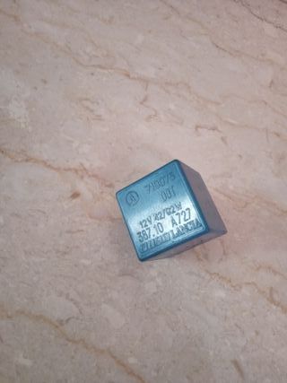 Relè Fiat Lancia 719075