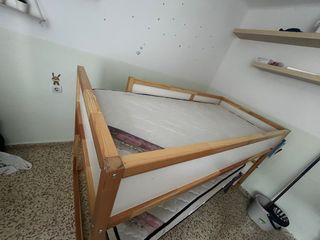 Cama infantil Kura ikea