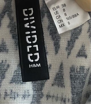 Vestido blanco y azul estampado
