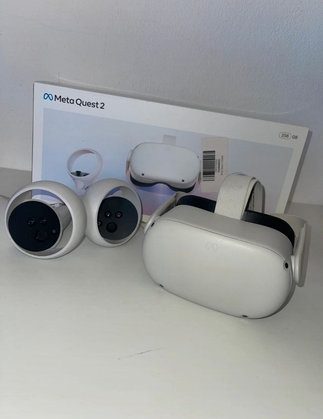 Meta Quest 2 - 256GB + Accessori
