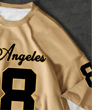 Camiseta Los Ángeles dorada