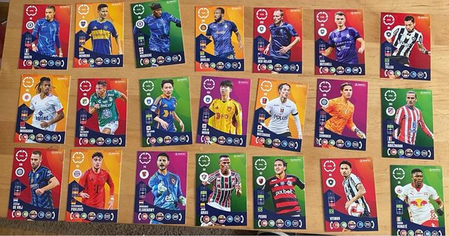 Pack 44 cards base Adrenalyn XL FIFA Mundial Clubs