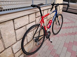 Bicicleta Carretera BH Oquina Talla 56 con rodillo