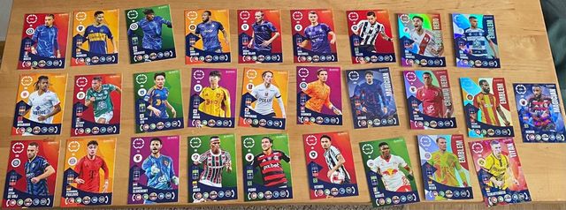 Pack 61 Cards Adrenalyn XL Mundial Clubes 2025