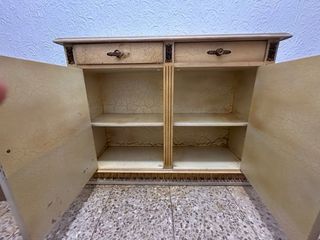 Mueble recibidor antiguo de madera