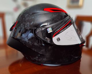 Casco AGV pista gp rr futuro carbonio italia 
