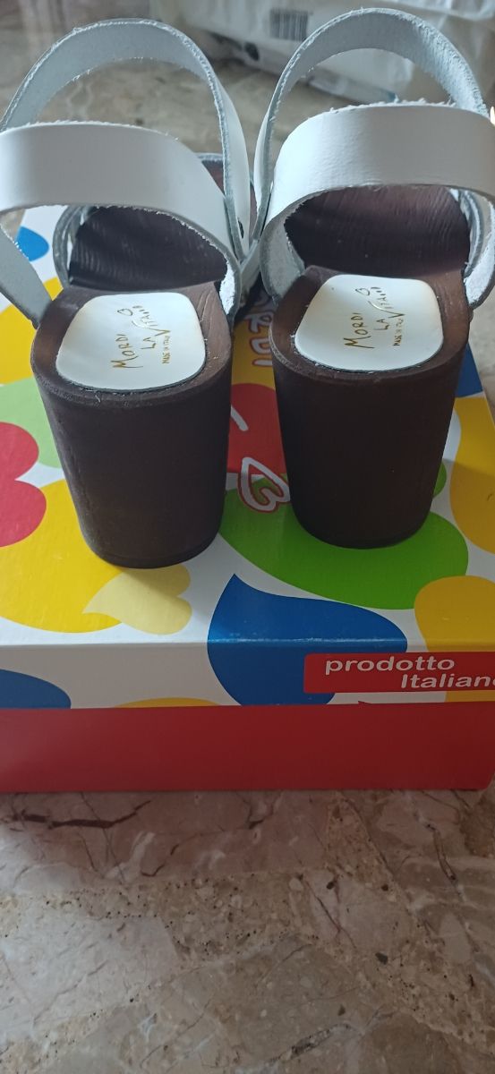 Sandali Mordi la vita bianchi n.39