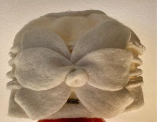 Berretto McBURN bianco lavorato a maglia